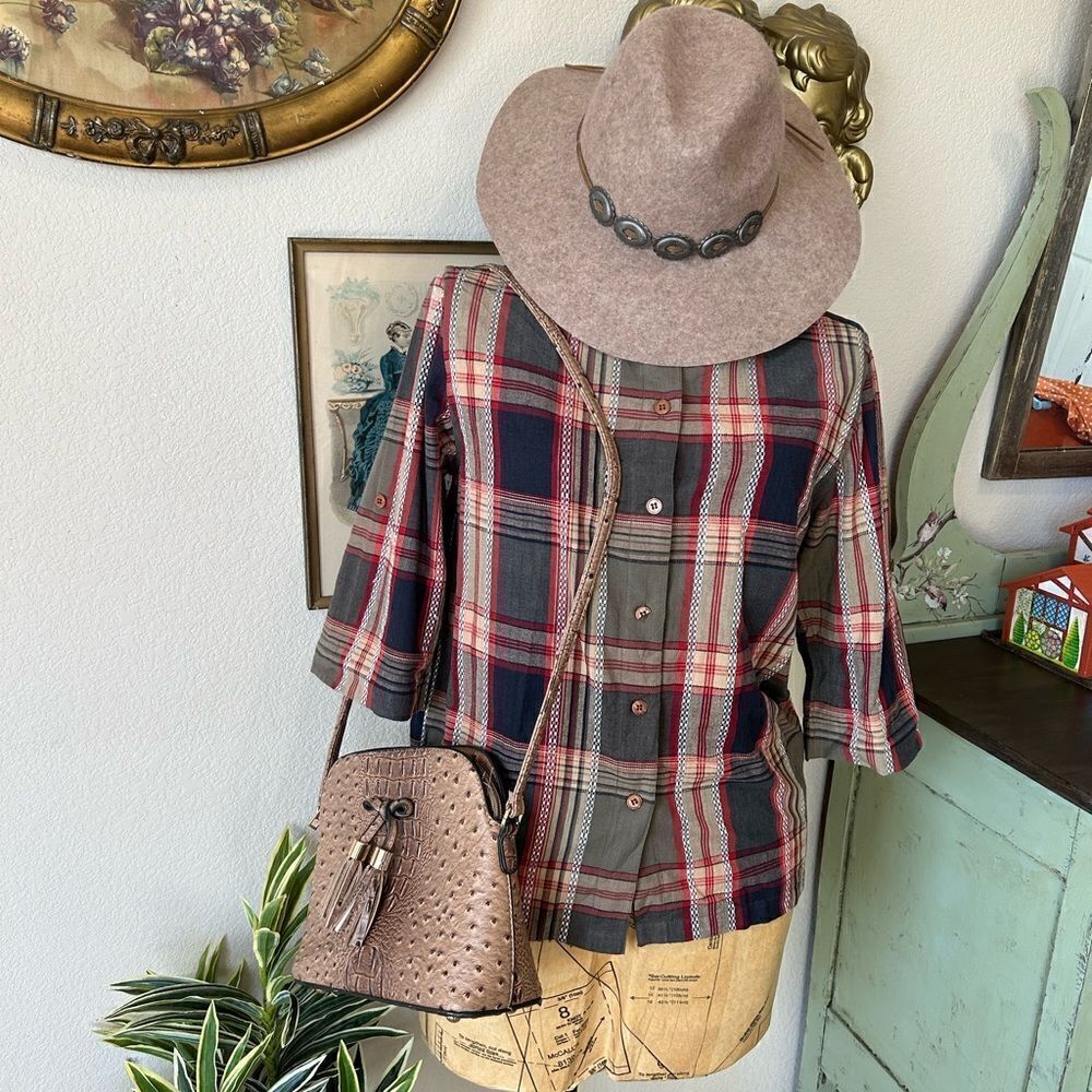Dress Barn Red Blue Tan 90s Vintage Plaid Button Up Blouse sz S